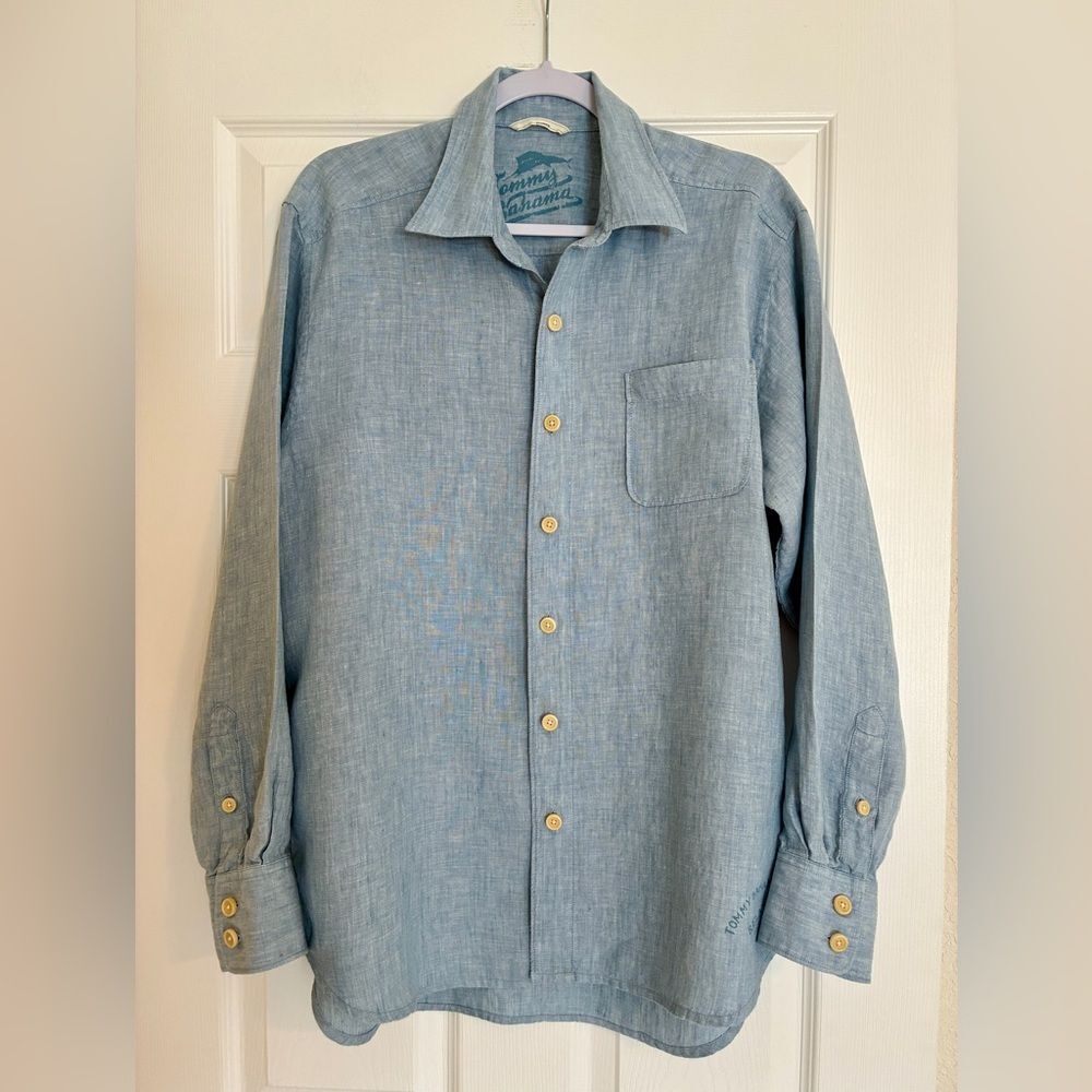 Tommy Bahama Men's Shirt Medium 100% Linen Light Blue Button-Down Long Sleeve